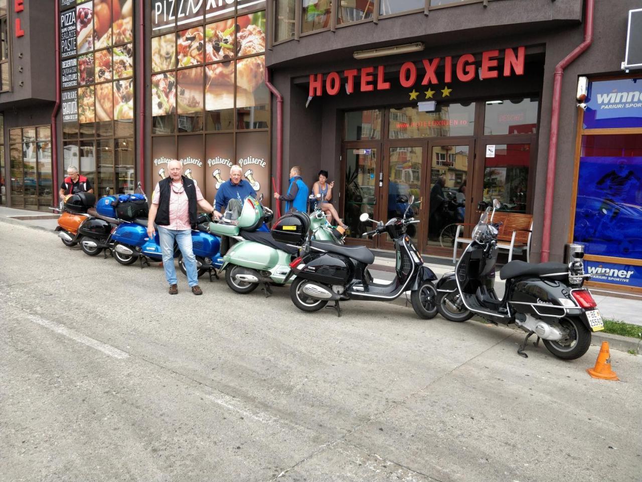 Hotel Oxigen Petroşani Exteriér fotografie